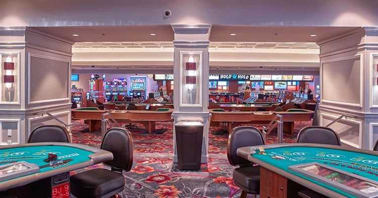 Redwood hotel casino how many slots