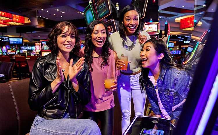 Multi-Payline Slot Machines